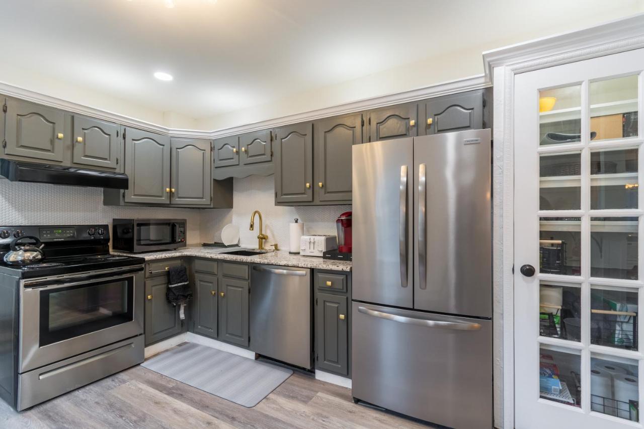 Luxurious Retreat, Parking, Restaurants, Near New Hope, 1Mile Delaware River Ламбъртвил Екстериор снимка