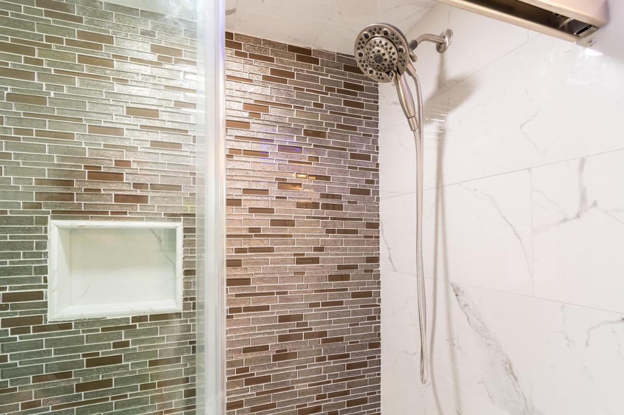 Luxurious Retreat, Parking, Restaurants, Near New Hope, 1Mile Delaware River Ламбъртвил Екстериор снимка